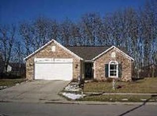 274 Lakemoore St, Brownsburg, IN 46112