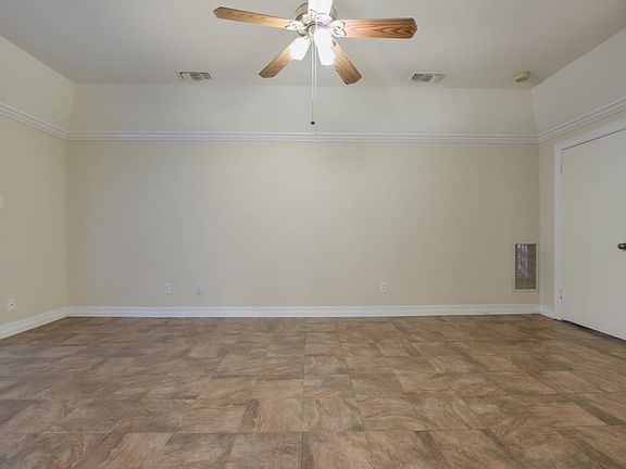 3rd image of 9210 Fallworth St