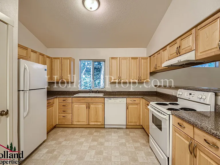 4415 NE 88th Ave #3 — Photo 9