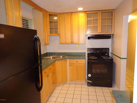 3rd image of 4739 Harlow Blvd