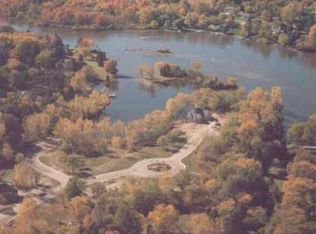 4120 Harbour Cv, Lansing, MI 48911