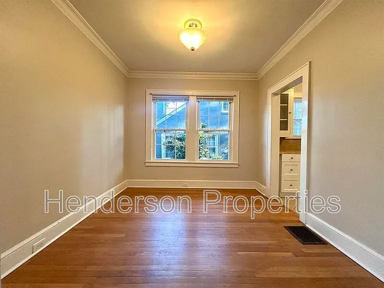 1328 Saint Julien St — Photo 7