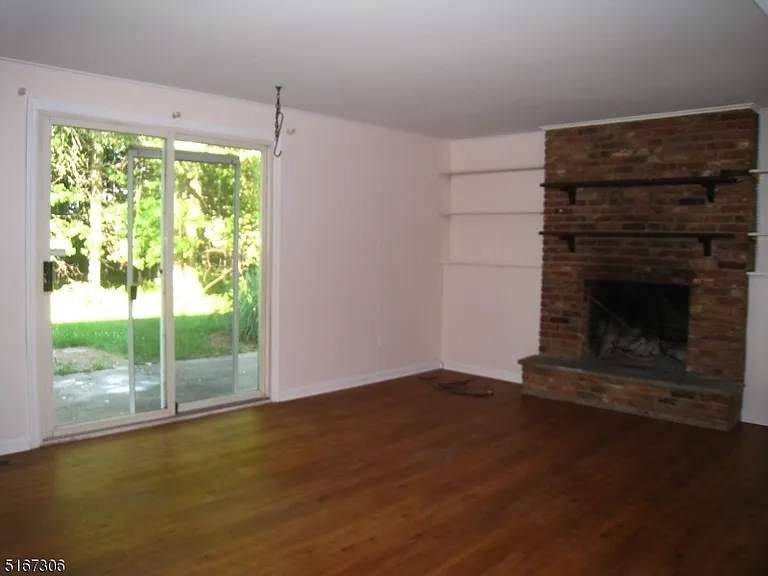 36 Cortright Rd — Photo 8