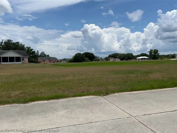 6732 Heavitree Dr, Sebring, FL 33876