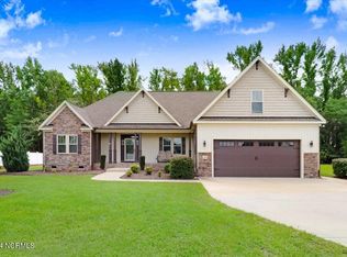 104 Apple Tree Ln, Pikeville, NC 27863