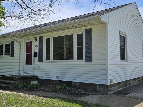 1832 Byron Ave, Waterloo, IA 50702