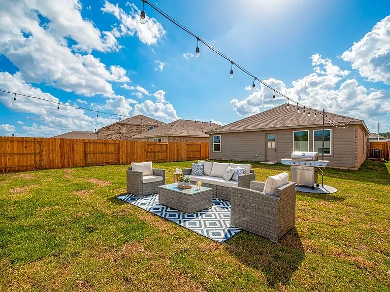 18675 Scopello Dr — Photo 10