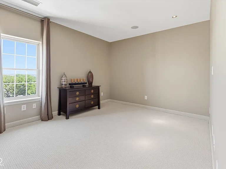 435 Virginia Ave #604 — Photo 21