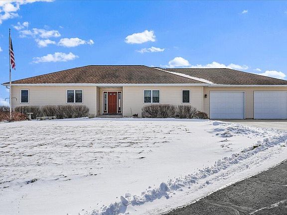 2nd image of W16091 Dewey ROAD