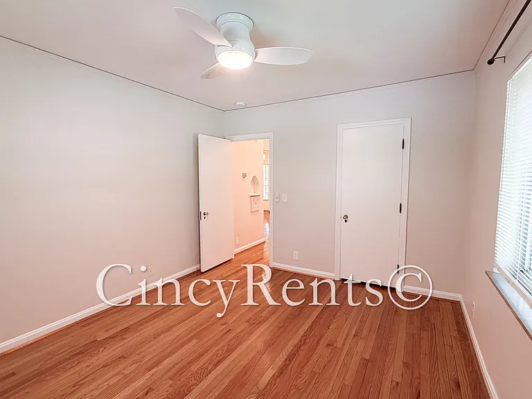 1110 Delta Ave #1 — Photo 13