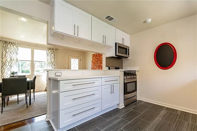 216 Pasadena Ave — Photo 6