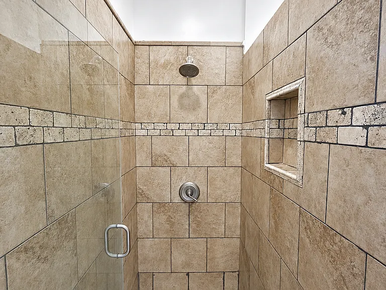4180 Elm Ln NE — Photo 6