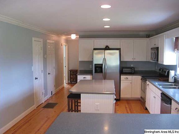 4th image of 80 Peaceful Oaks Dr