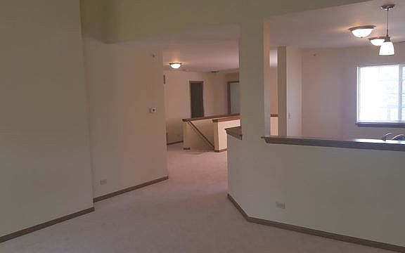 4th image of 1119 E Addison Ave #1119