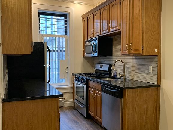 2nd image of 322 7th Ave APT 2