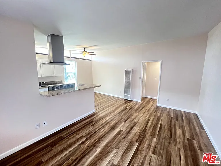 3704 Midvale Ave #7 — Photo 5