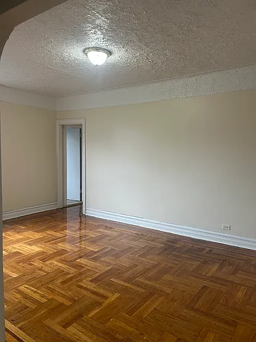 1922 Hobart Ave #27 Photo 1