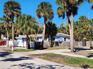 5211 Avenida De Cortez, Sarasota, FL 34242