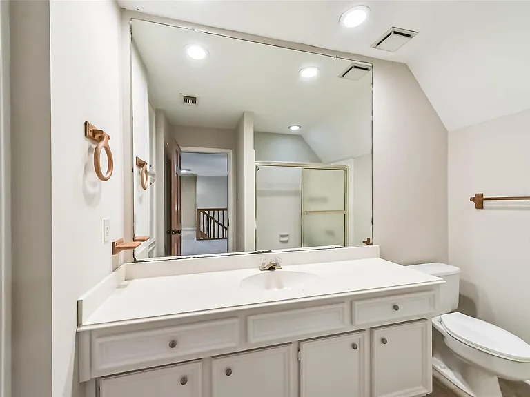 3910 Misty Gardens Ct — Photo 43