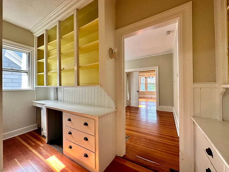 41 Irving Ave #1 — Photo 10