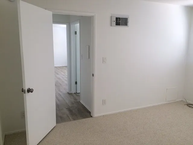 1810 Prosser Ave — Photo 9