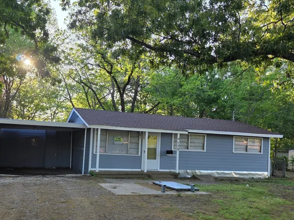 (undisclosed Address), Paris, TX 75460