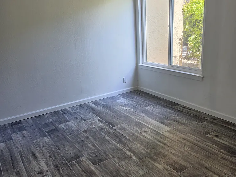 The Californian Apartments — Photo 10