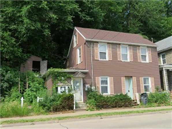 2611 Central Ave, Dubuque, IA 52001