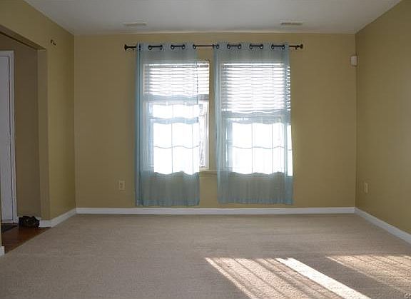 2nd image of 1412 Kennedy Station Pl