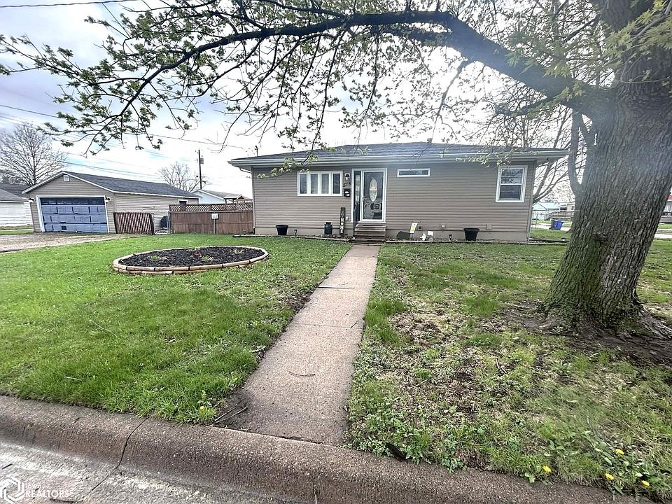 1st image of 518 Tuttle St
