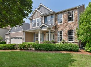 2713 McDuffee Cir, North Aurora, IL 60542