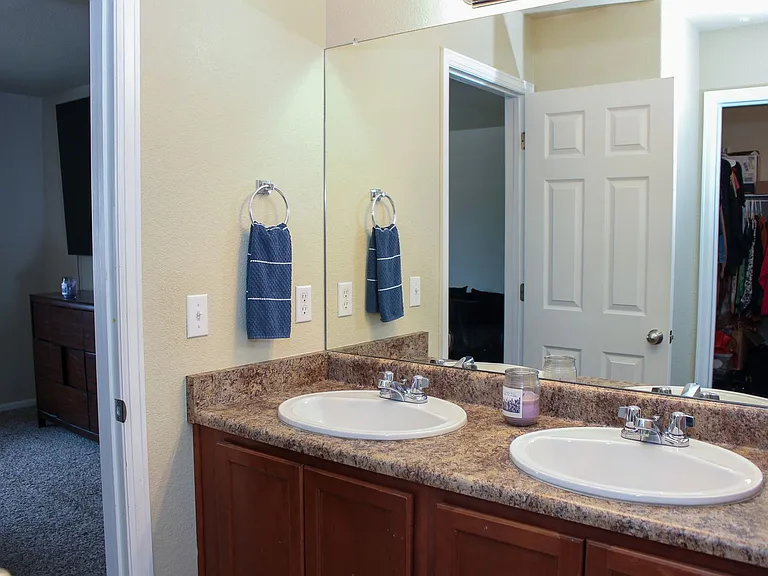 11145 Falling Star Rd — Photo 16