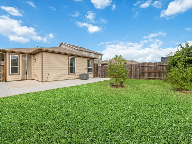 16615 Chill Brook Dr — Photo 22