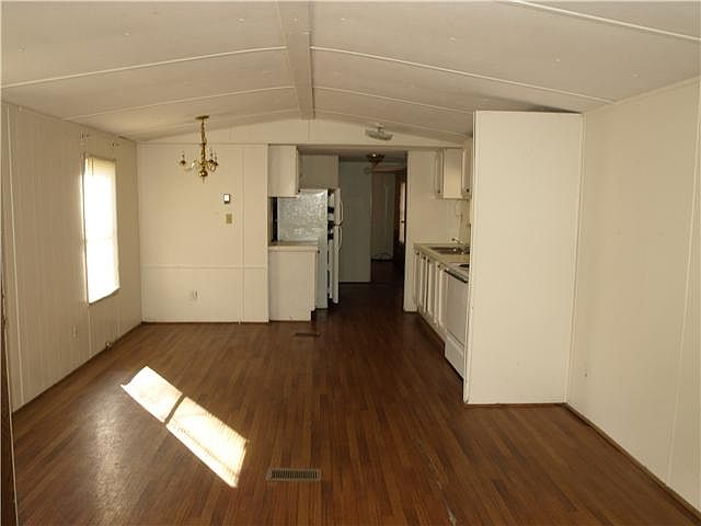 2nd image of 1597 Cc Rd