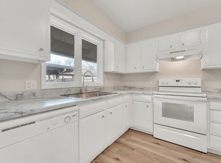 3700 E Cherry St #HV-672, Springfield, MO 65809