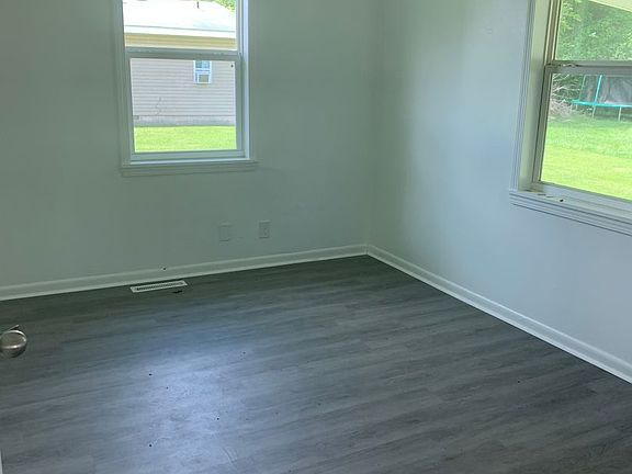 3rd image of 2712 W Nichols St