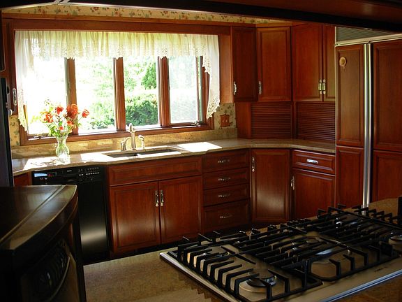 Solid Cherry Cabs w/Granite Tops