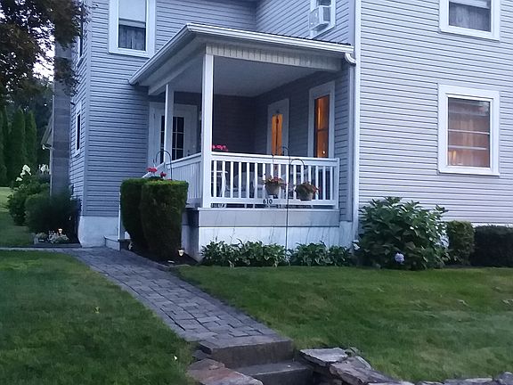 2nd image of 610 3rd St