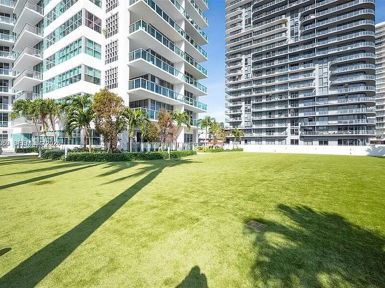 3301 NE 1st Ave #H2807 — Photo 15