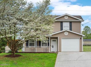7709 Castlehill Ct, Powell, TN 37849