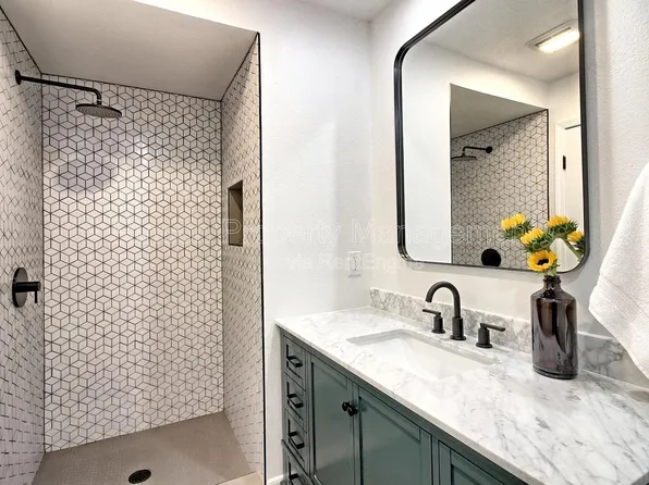 2585 Warbler Ave, Ventura, CA 93003