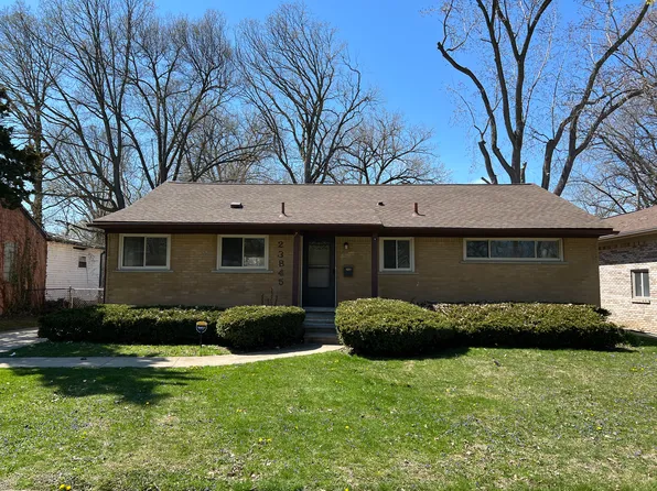 23845 Rensselaer St, Oak Park, MI 48237