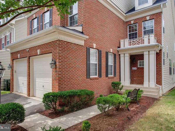 8234 Central Ave, Alexandria, VA 22309