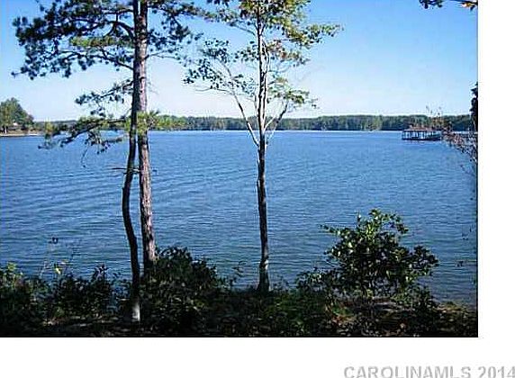 1st image of 2204 Metcalf Dr