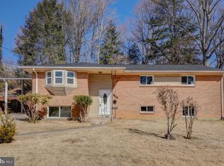 1104 Downs Dr, Silver Spring, MD 20904