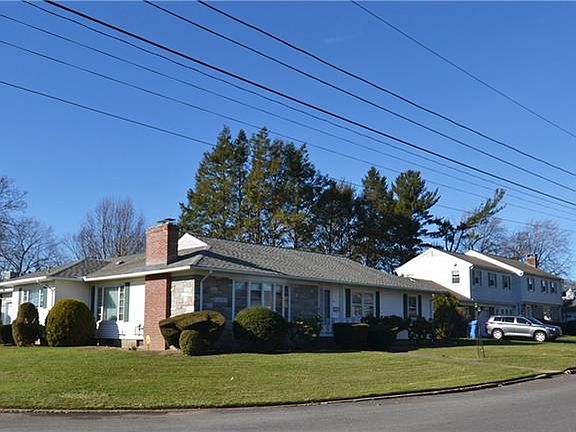 4th image of 141 Bretton Woods Dr