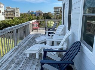 27232 Sand St, Kitty Hawk, NC 27972