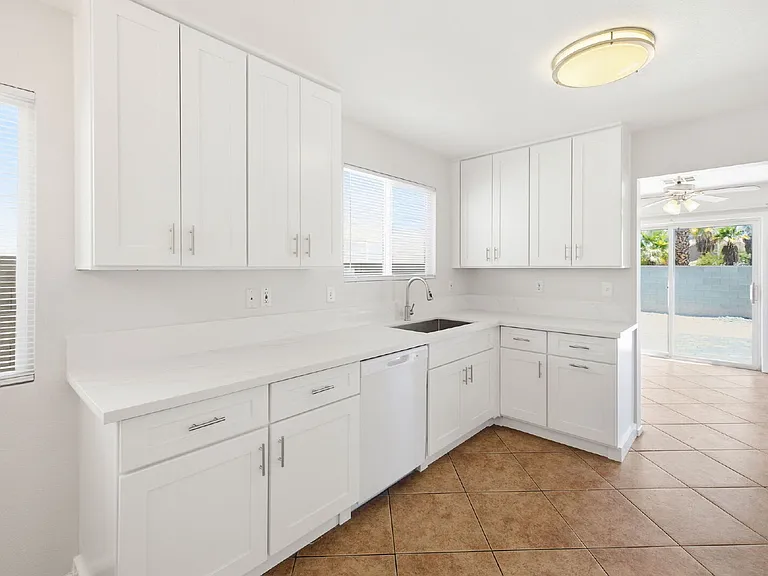 3788 Gulliver St — Photo 10