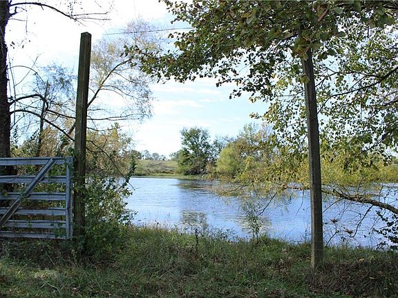 4th image of TRACT SW 400th Rd #B