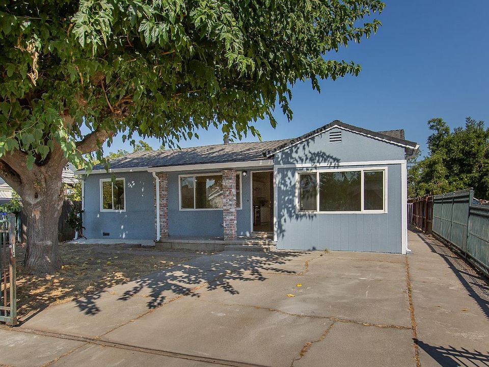 1st image of 1822 S Adelbert Ave